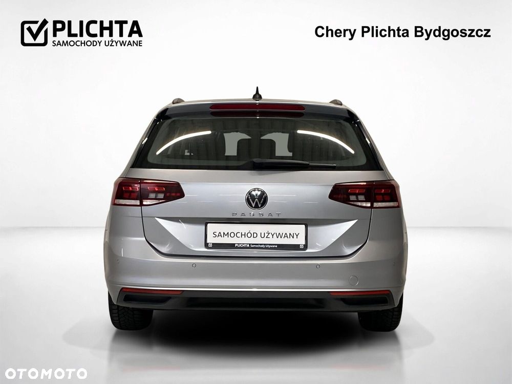 Volkswagen Passat - 5