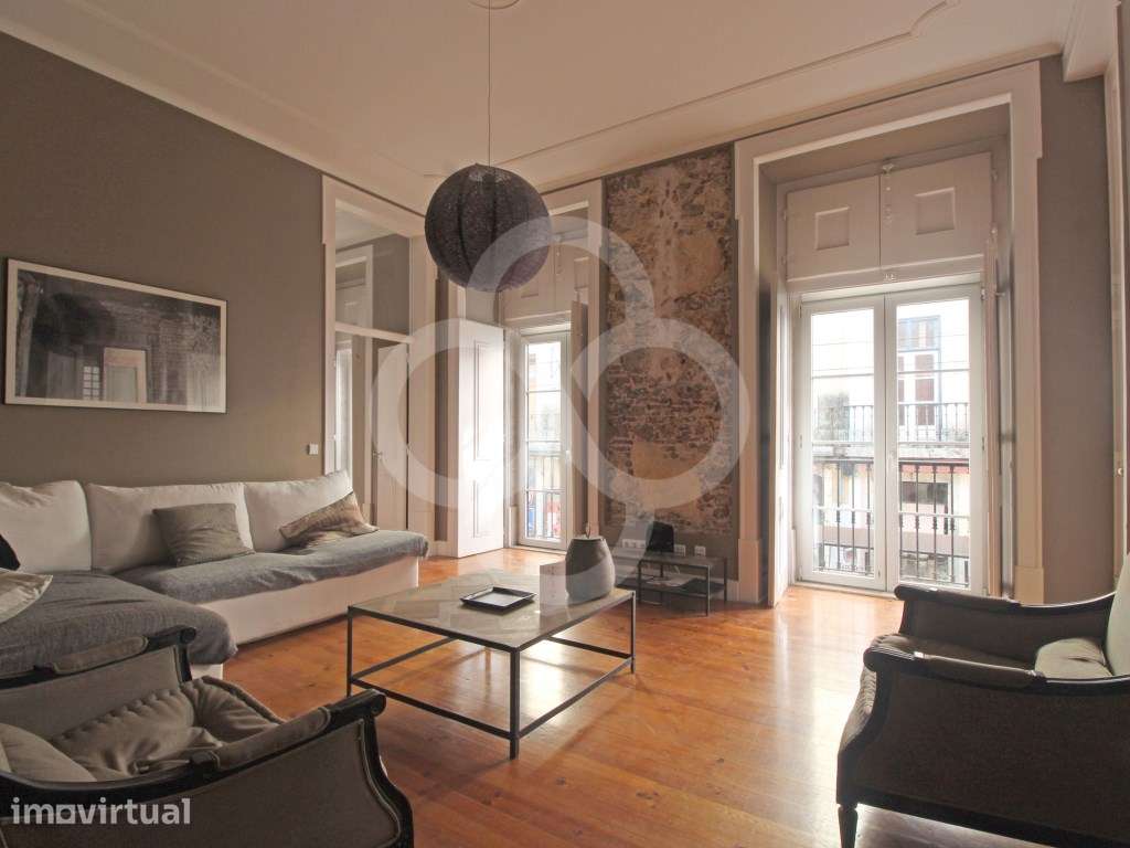 Majestoso apartamento T2 totalmente mobilado e equipado zona da Bai... - Grande imagem: 2/18