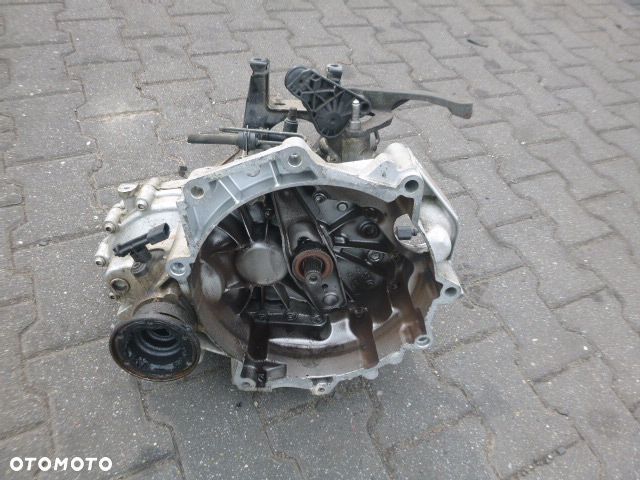 MANUALNA SKRZYNIA BIEGÓW SKODA FABIA II 1.2 JUS - 12