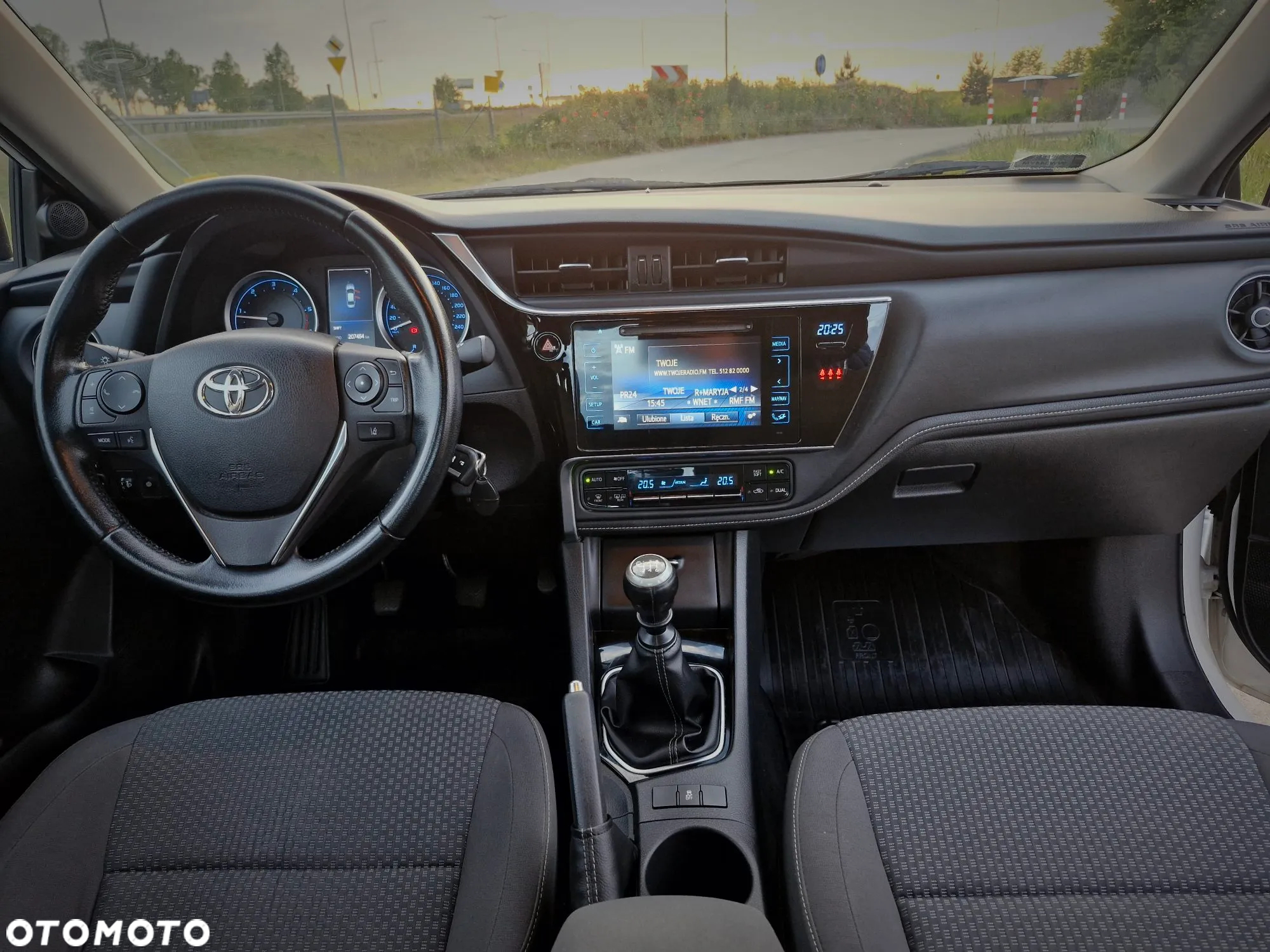Toyota Corolla 1.4 D-4D Premium - 9