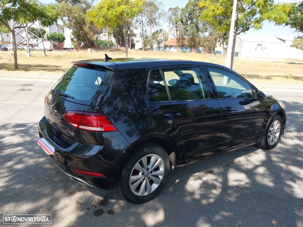 VW Golf 1.0 TSI Confortline - 24
