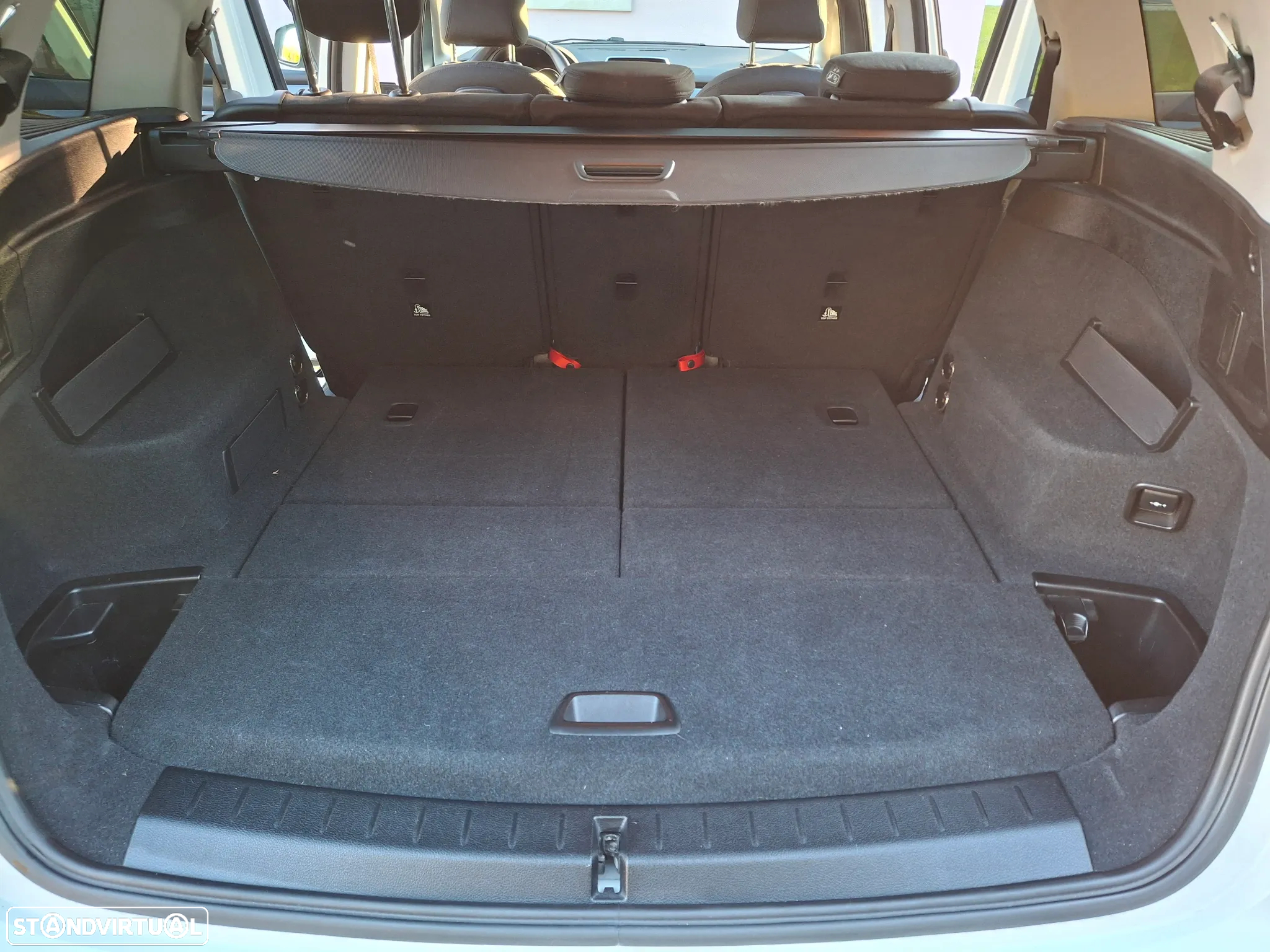 BMW 218 Gran Tourer d 7L Advantage Auto - 13