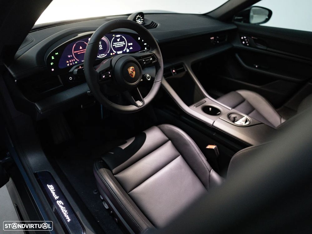 Porsche Taycan Sport Turismo 4S Black Edition - 38