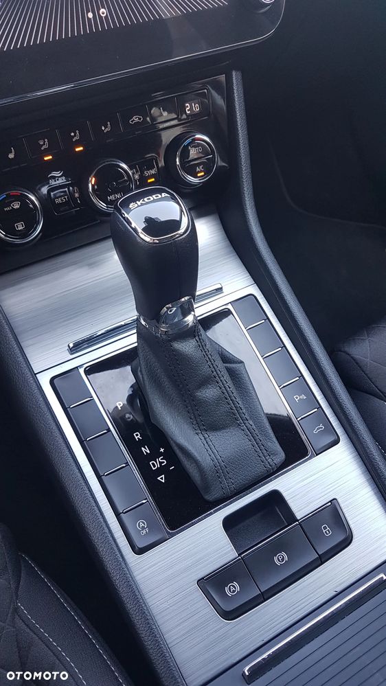 Skoda Superb 1.5 TSI Ambition DSG - 20