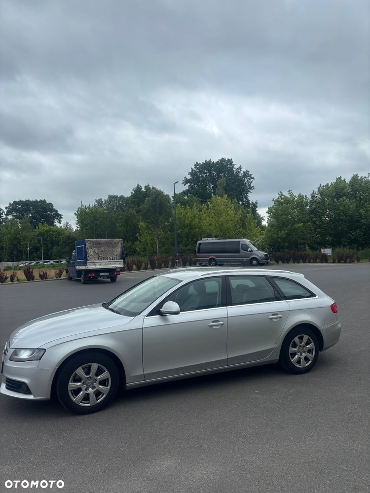 Audi A4 Avant 2.0 TDI - 4