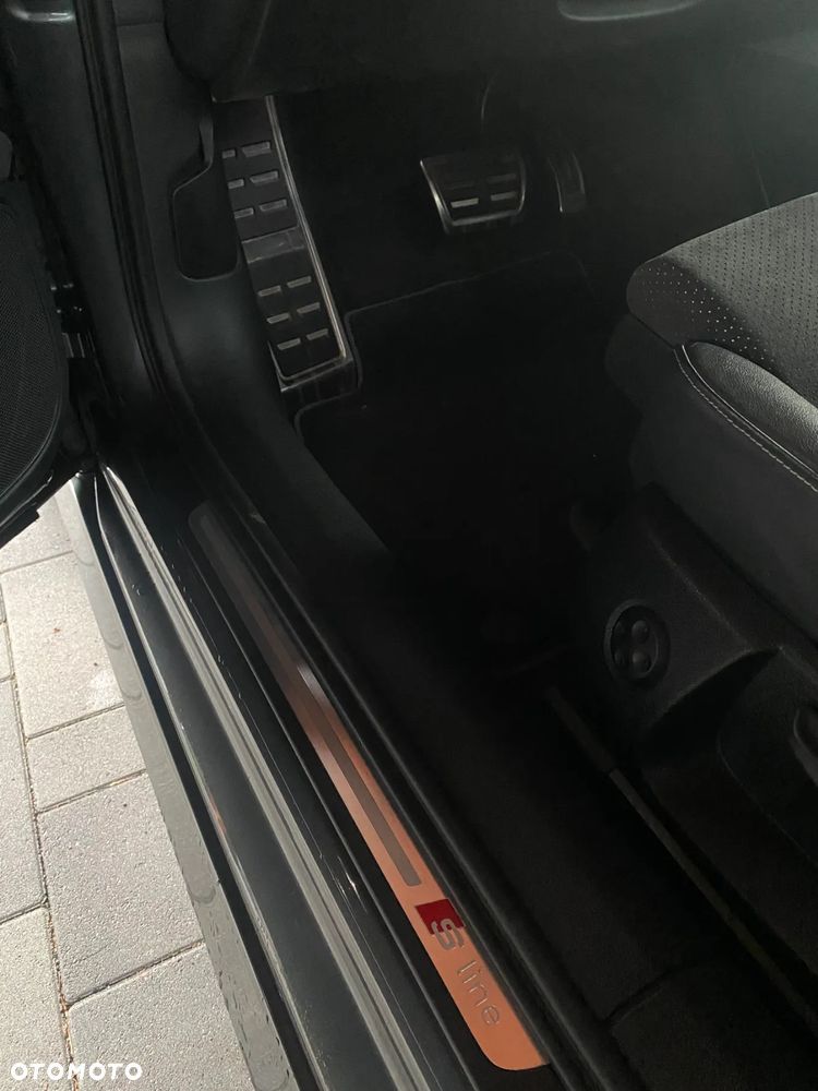 Audi A6 Avant 2.0 TFSI quattro S tronic - 21