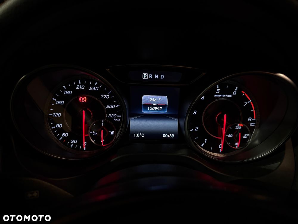 Mercedes-Benz CLA AMG 45 4-Matic - 7
