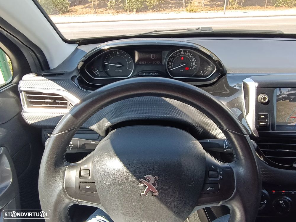 Peugeot 2008 1.6 BlueHDi Active - 21