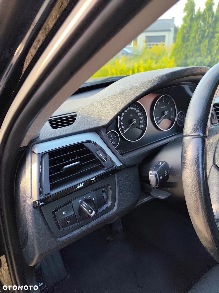 BMW Seria 3 320d - 7