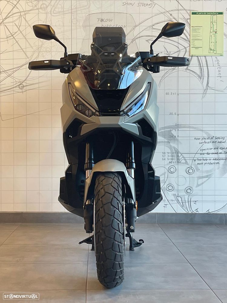 Honda X-ADV 750 - 5