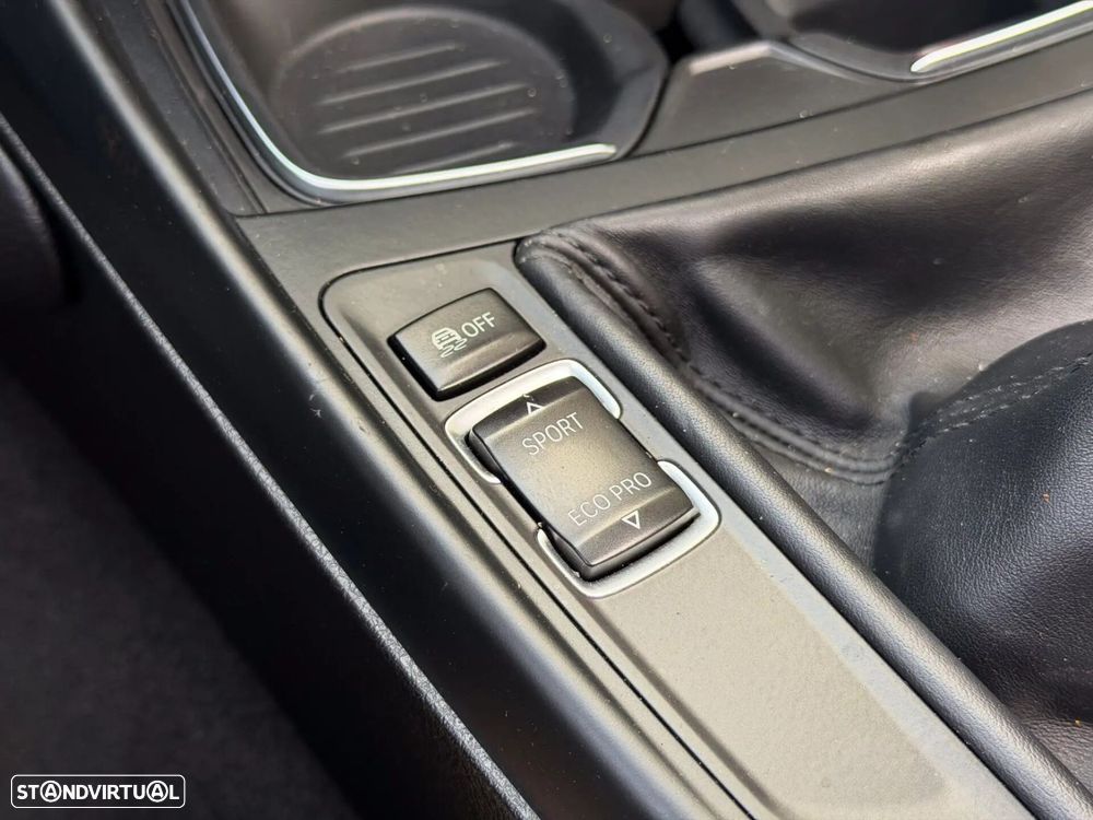 BMW 116 d Sport Line - 18