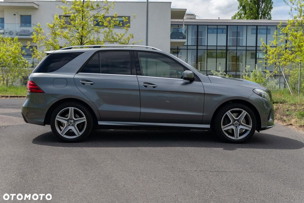 Mercedes-Benz GLE 400 4-Matic 9G-TRONIC - 9