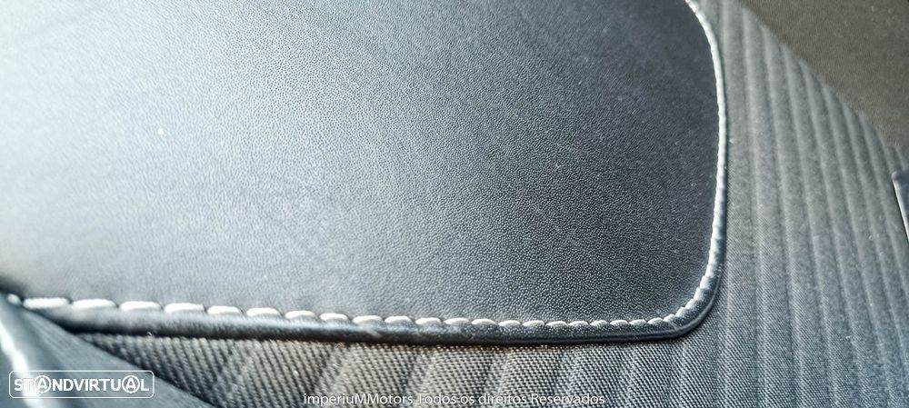 Ford Focus SW 1.0 EcoBoost S&S Titanium - 25