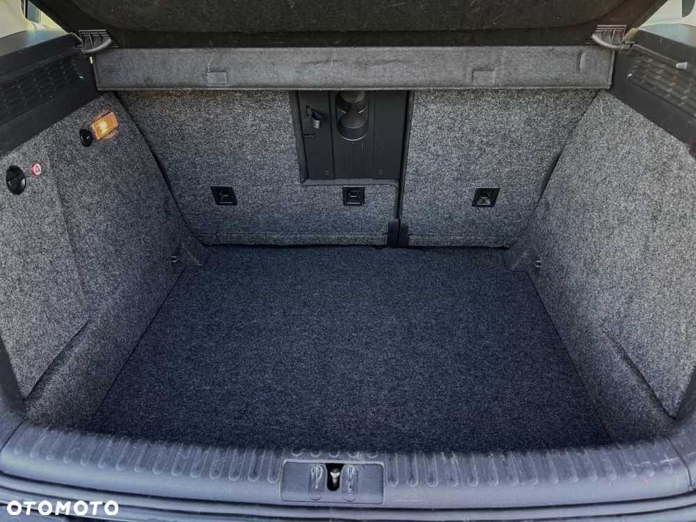 Volkswagen Tiguan - 25