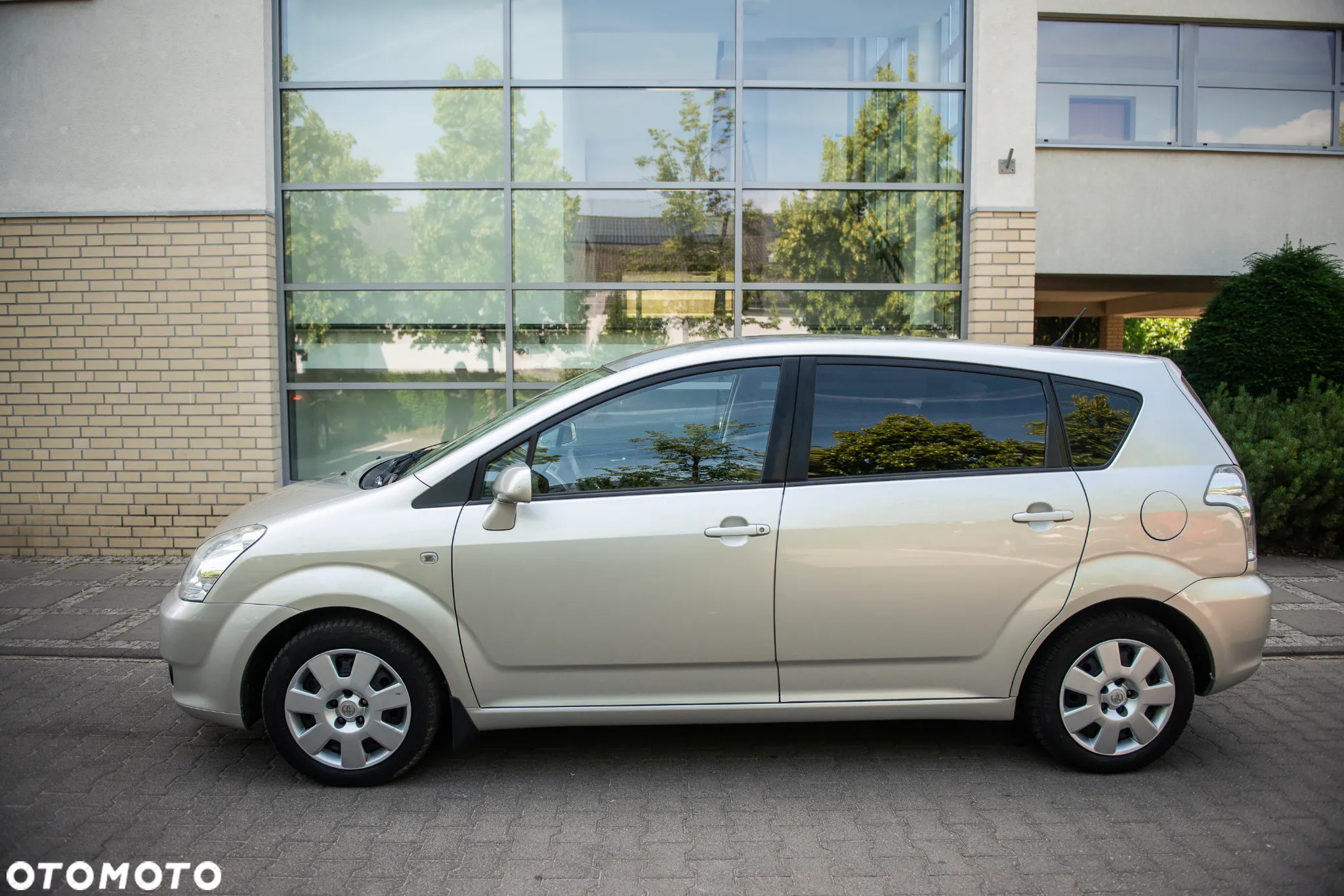 Toyota Corolla Verso 1.8 Premium - 7