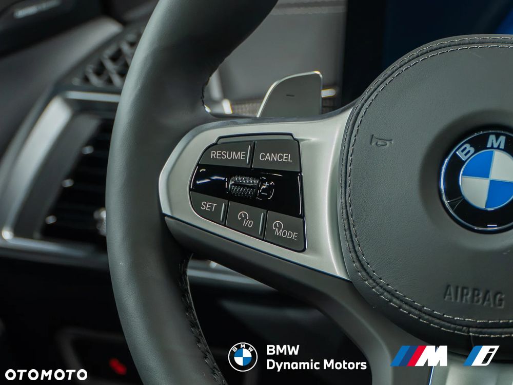 BMW X7 - 32