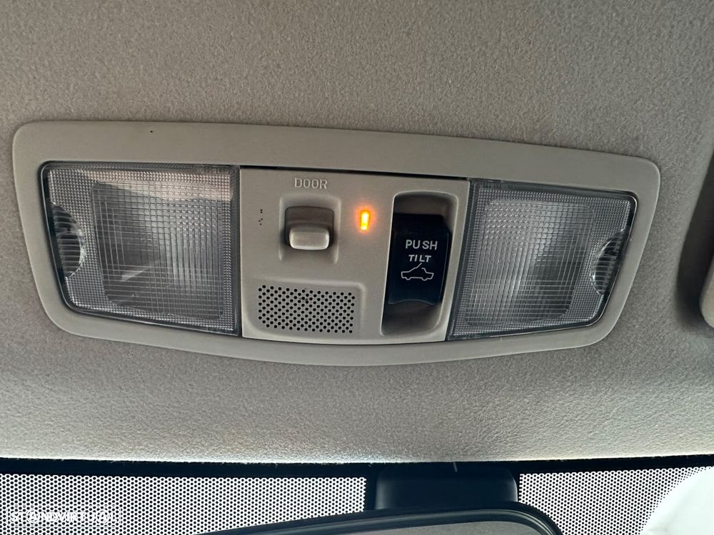 Mitsubishi Outlander 2.2 DI-D 4WD Auto Instyle - 22