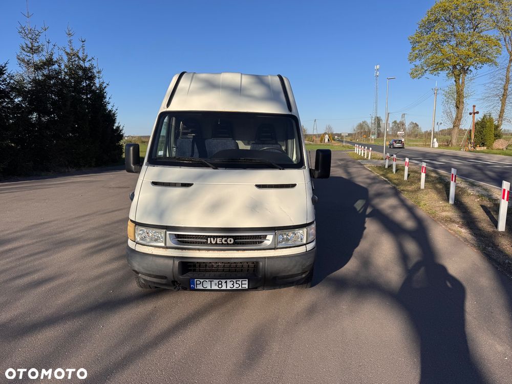 Iveco Daily 35S12 Średni - 2