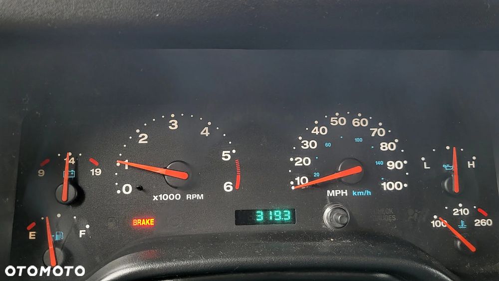 Jeep Wrangler - 12