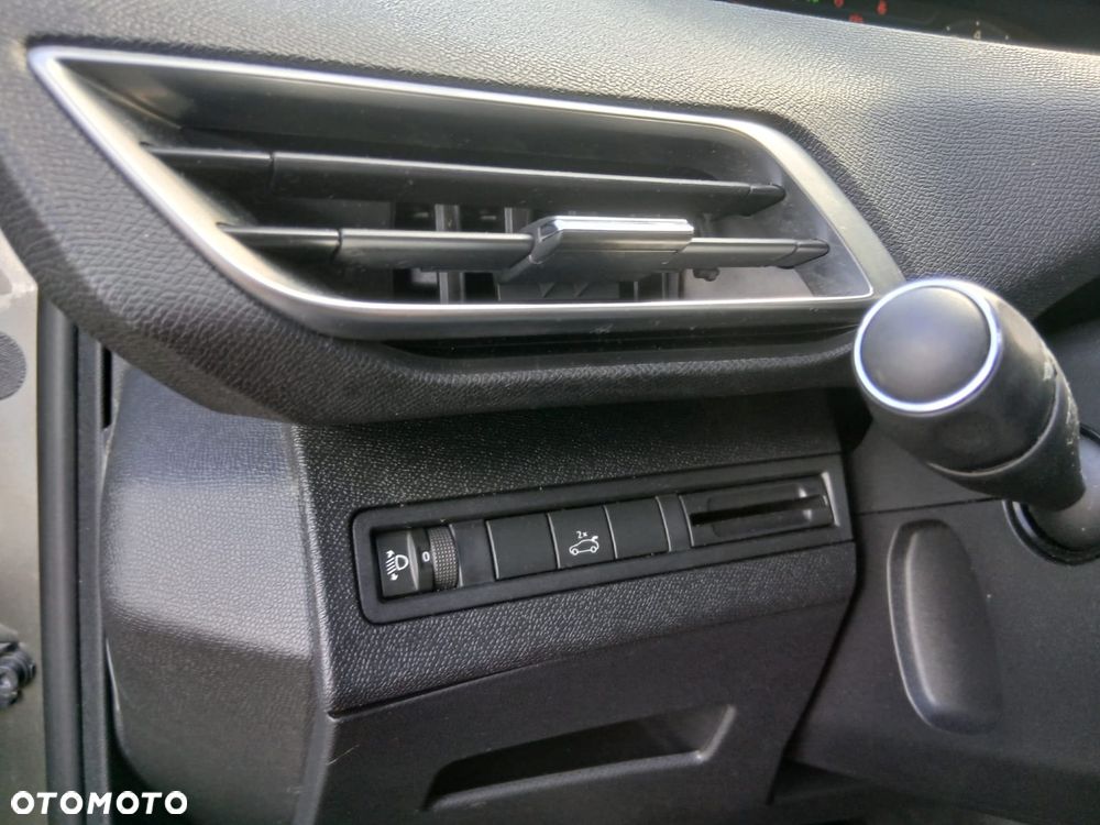 Peugeot 5008 1.2 PureTech Active S&S - 18