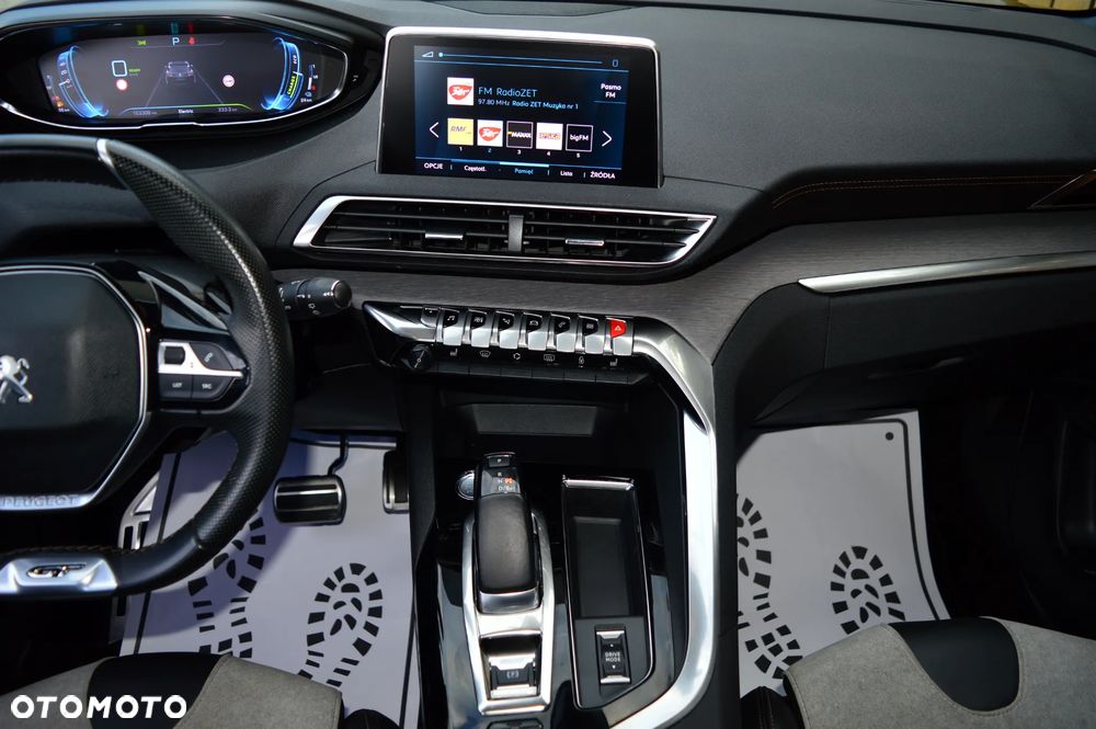 Peugeot 3008 1.6 PureTech Hybrid4 PHEV GT S&S EAT8 - 19
