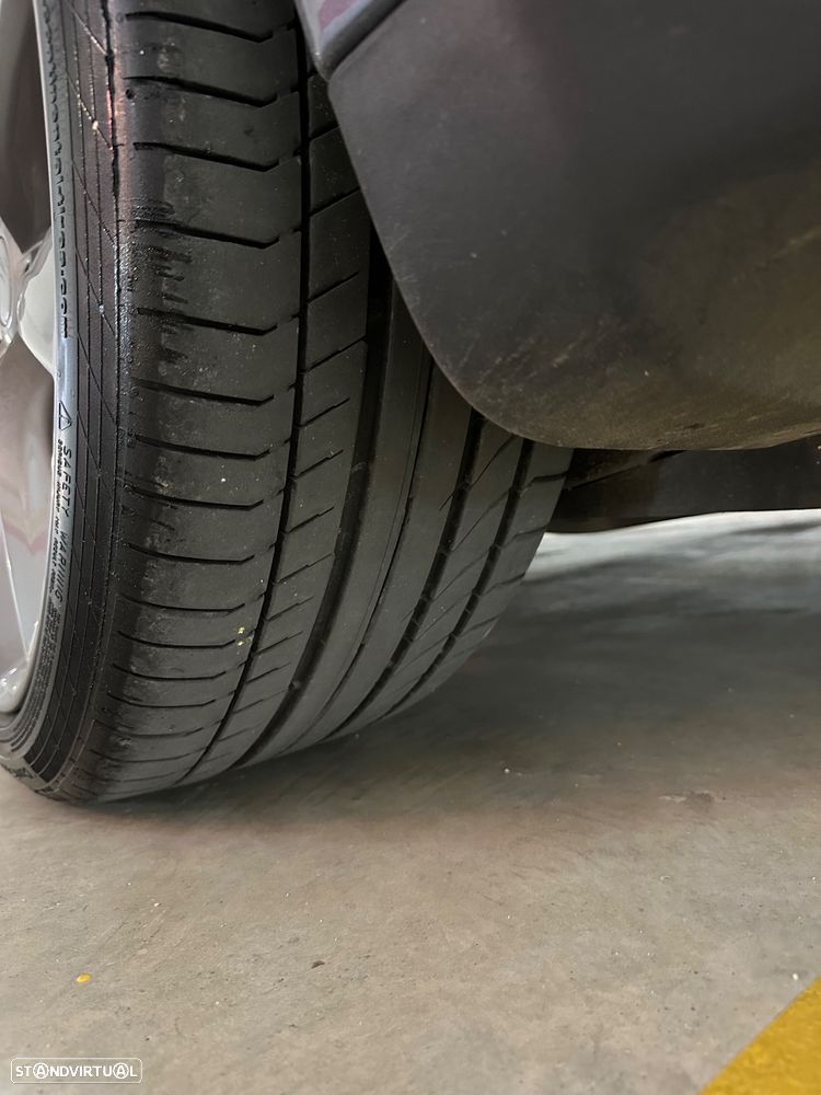 Tesla Model S P85D - 8