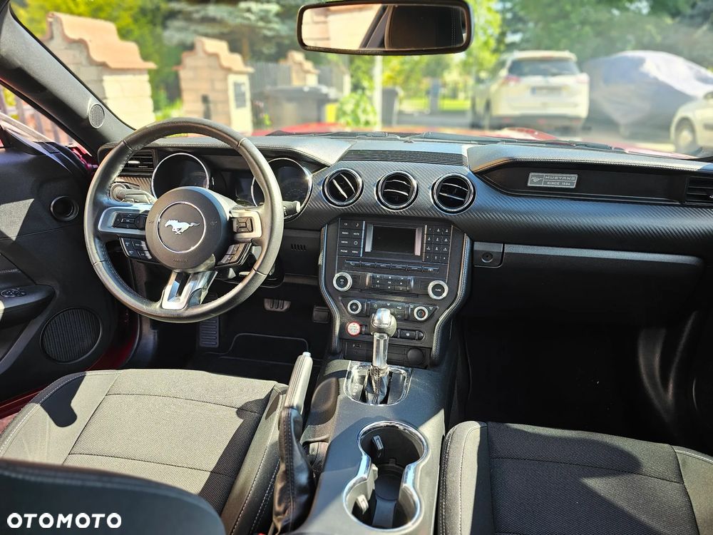 Ford Mustang 3.7 V6 - 12