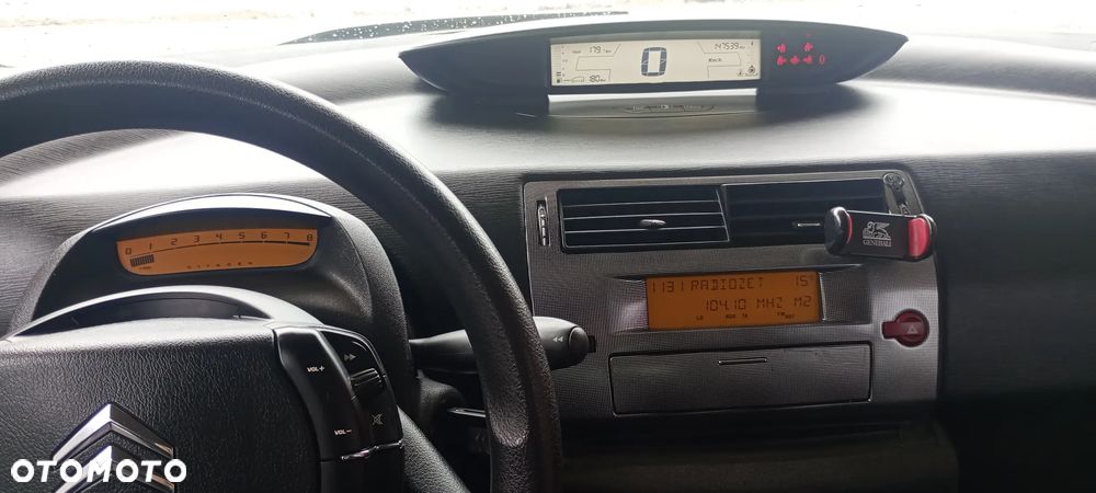 Citroën C4 1.4 16V VTR - 20