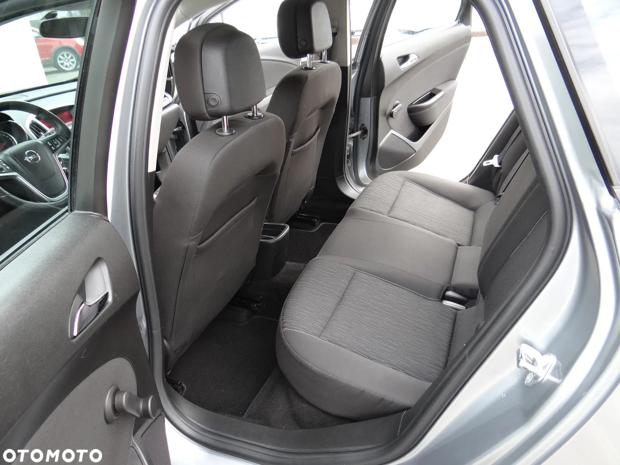 Opel Astra 1.4 EcoFLEX Edition - 37