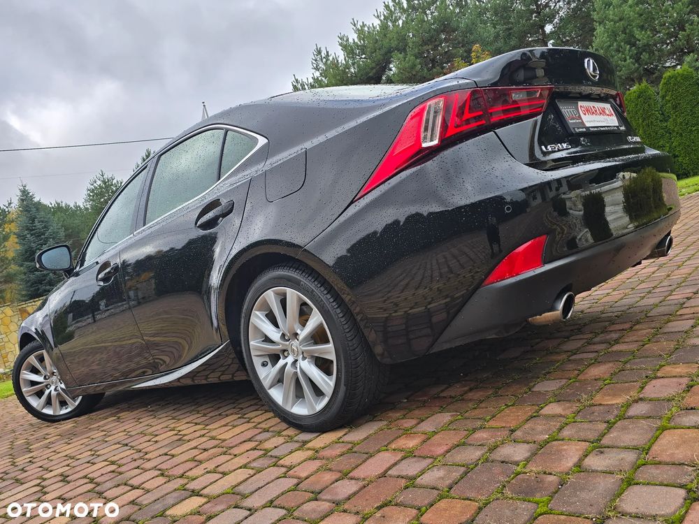 Lexus IS 200t / 300 Prestige - 25