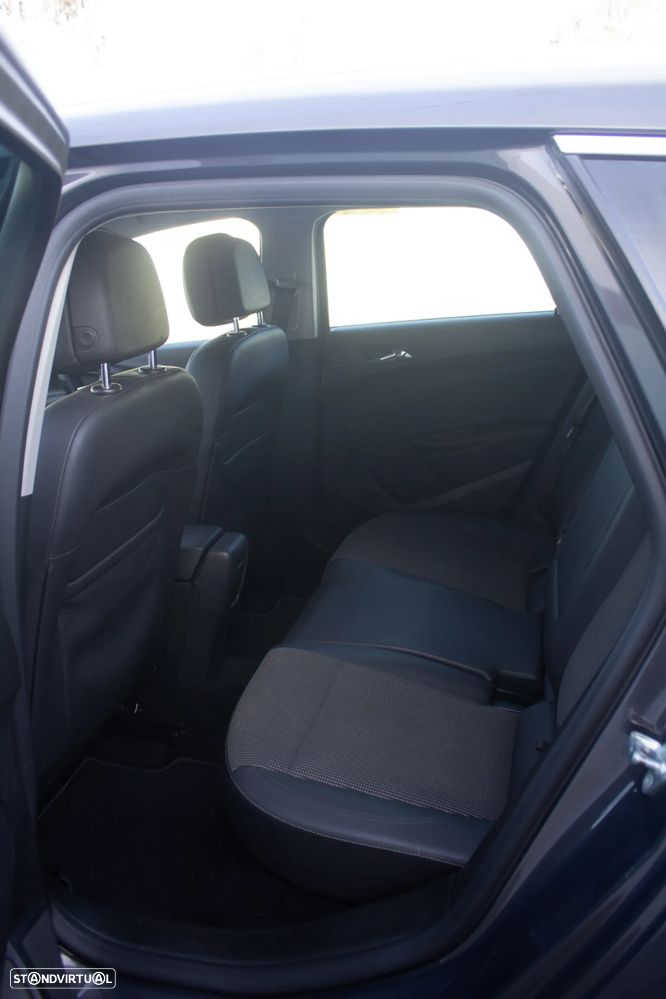 Opel Astra Sports Tourer 1.6 CDTI Dynamic Sport S/S - 42