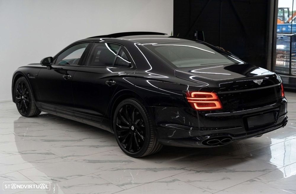 Bentley Flying Spur V8 Mulliner - 21