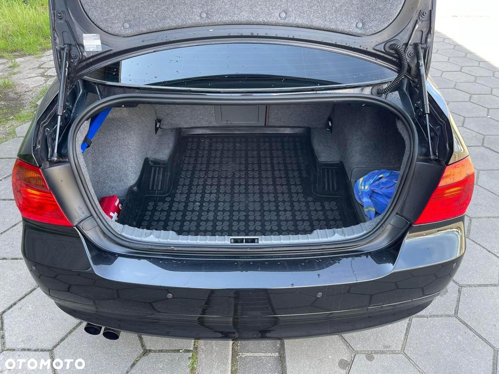 BMW Seria 3 - 17
