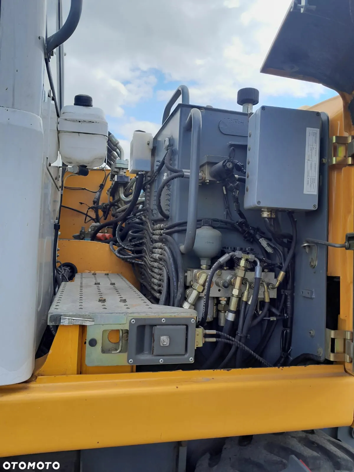 Liebherr A316 - 4