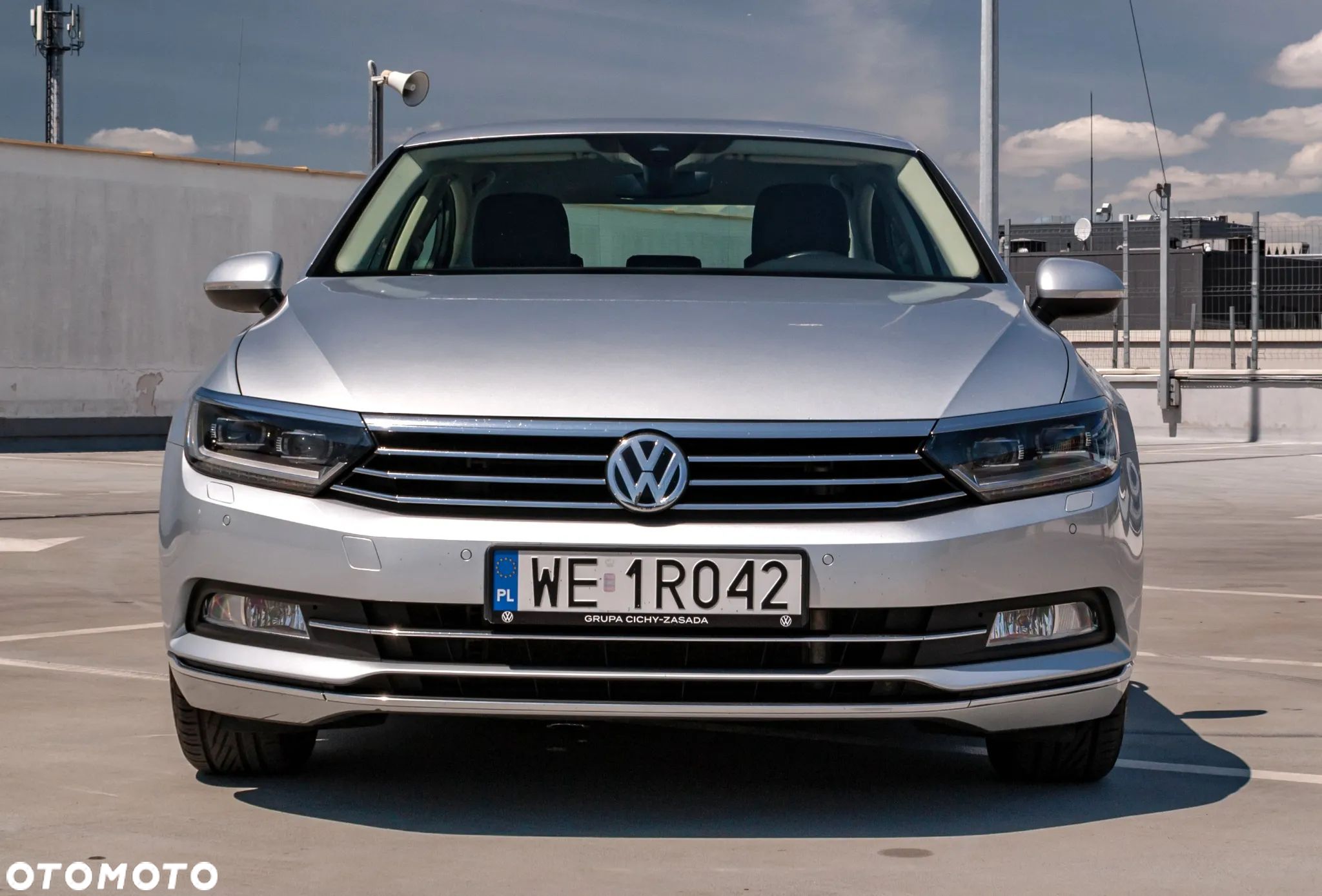 Volkswagen Passat 1.8 TSI BMT Highline - 1