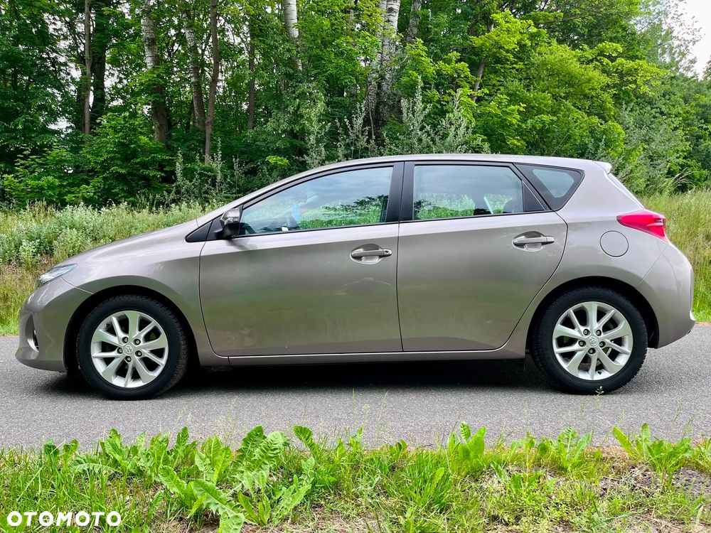 Toyota Auris 1.33 VVT-i Active - 3