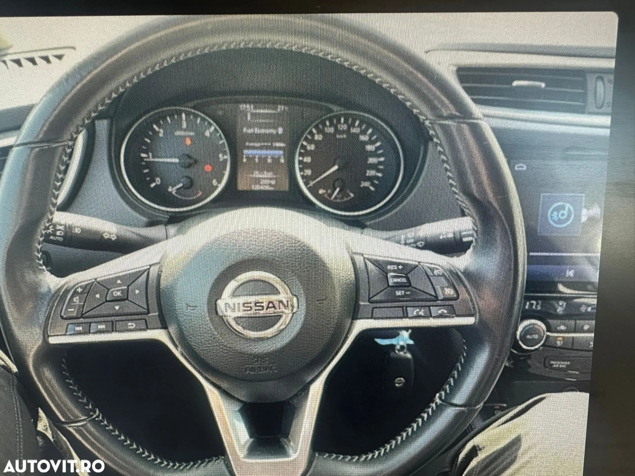 Nissan Qashqai 1.5 DCI Start/Stop N-Connecta - 7