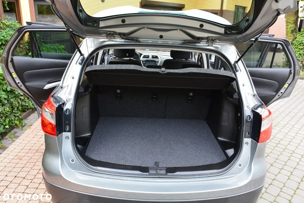 Suzuki SX4 S-Cross 1.6 Premium - 14