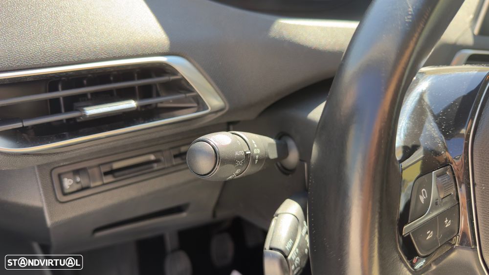 Peugeot 3008 - 10