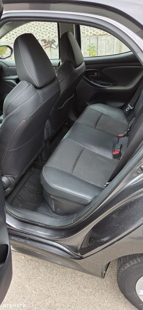 Mazda 2 Hybrid - 22