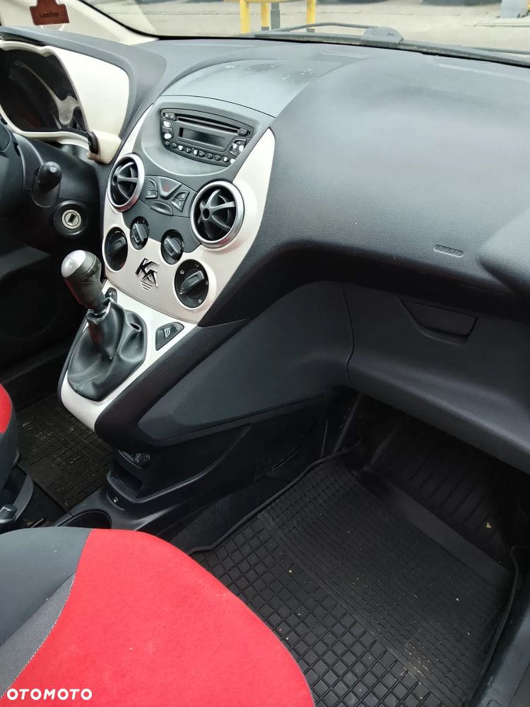 Ford KA 1.2 Titanium (air2) - 9