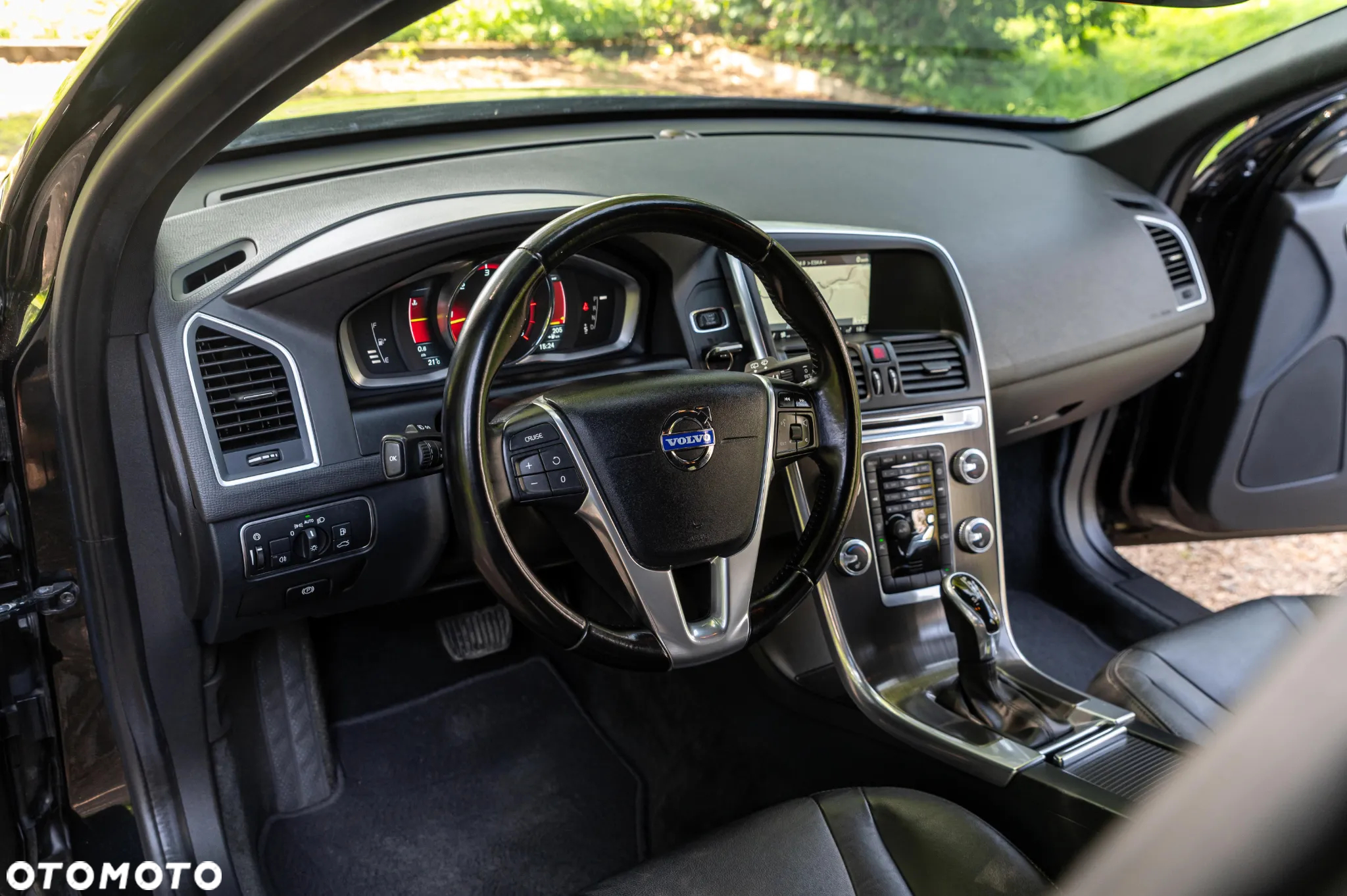 Volvo XC 60 D3 Geartronic Summum - 30