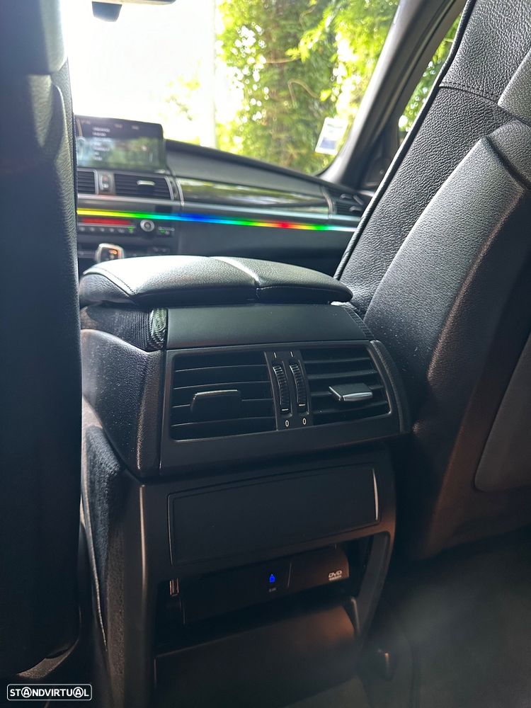 BMW X6 40 d xDrive - 28