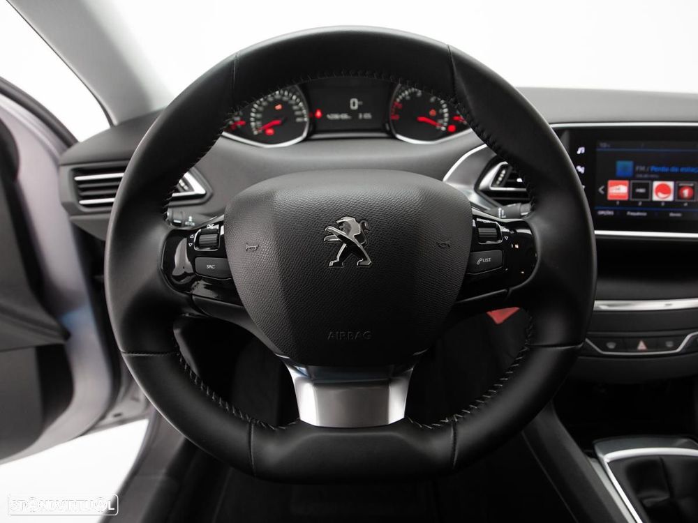 Peugeot 308 SW - 14