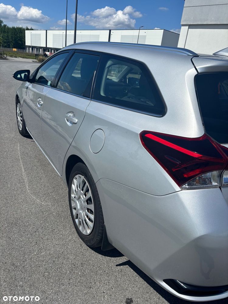 Toyota Auris 1.33 VVT-i Premium - 10