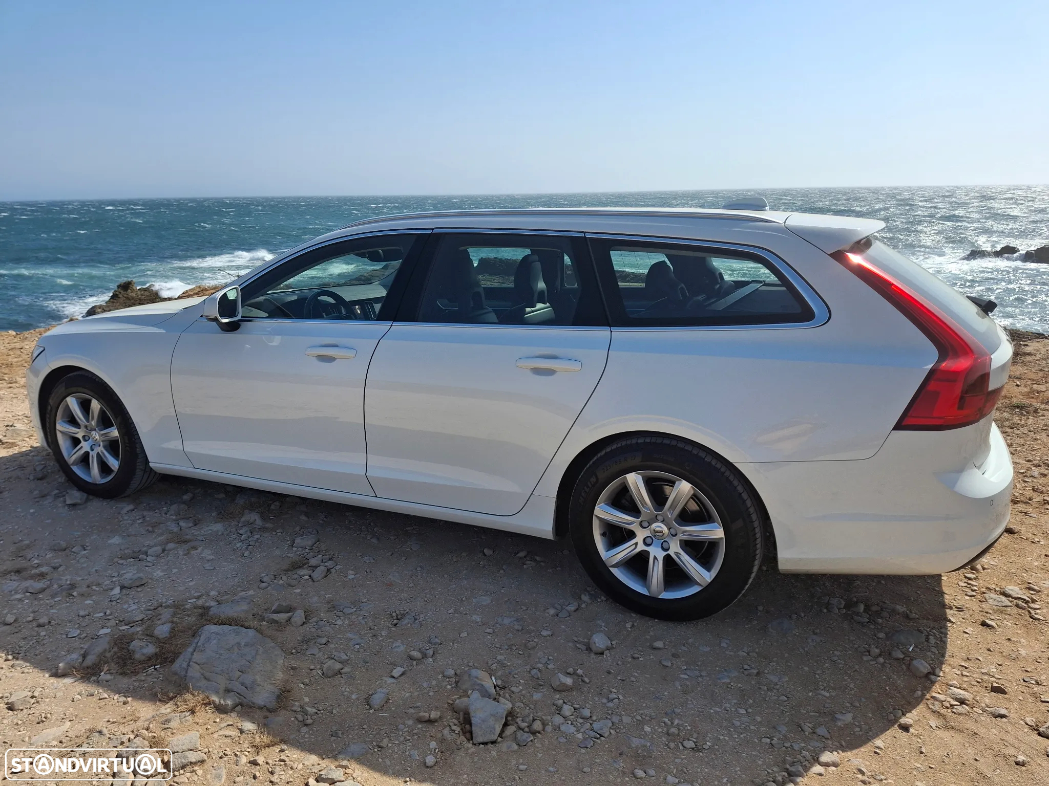 Volvo V90 2.0 D4 Momentum Plus Geartronic - 8
