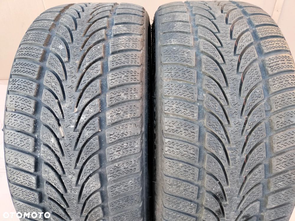 OPONY ZIMOWE NOKIAN WR 235 35 R19 87V NO - 1