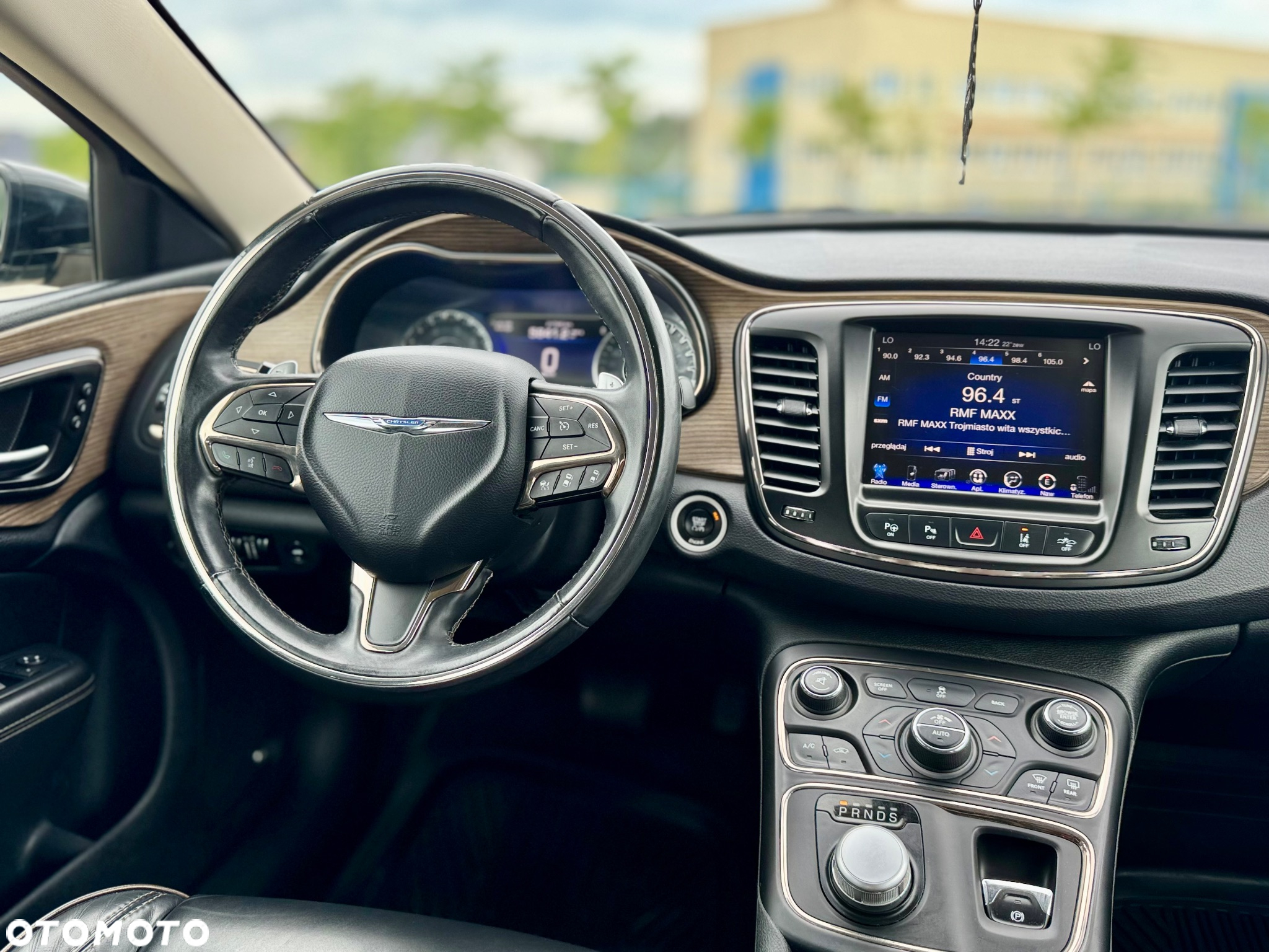 Chrysler 200 - 14