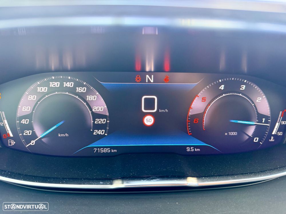 Peugeot 5008 1.5 BlueHDi Allure Pack EAT8 - 9