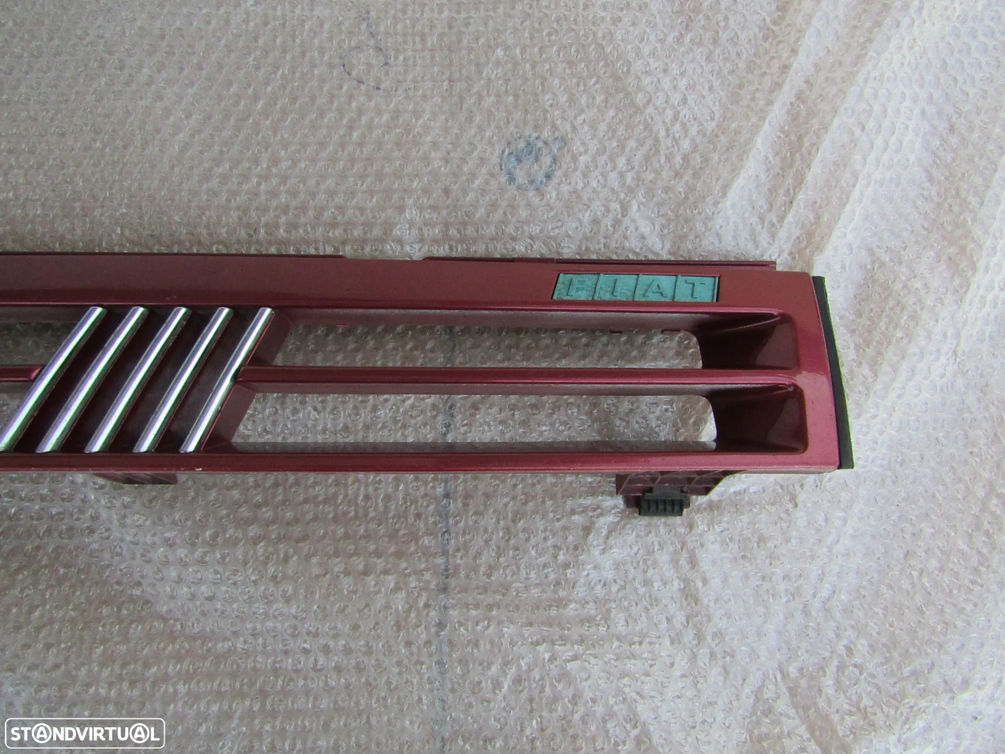 Grelha central FIAT UNO ano 1992 Original - 4